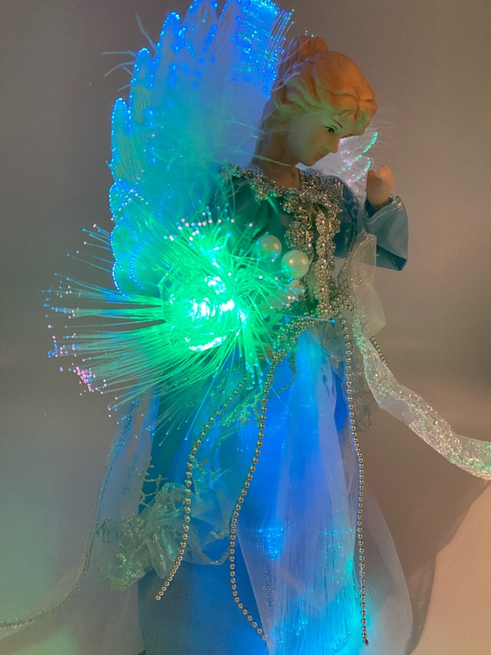 Fiber Optic Angel Christmas Tree Topper Color Change Continuous 13” Ceramic Face - Picture 4 of 7